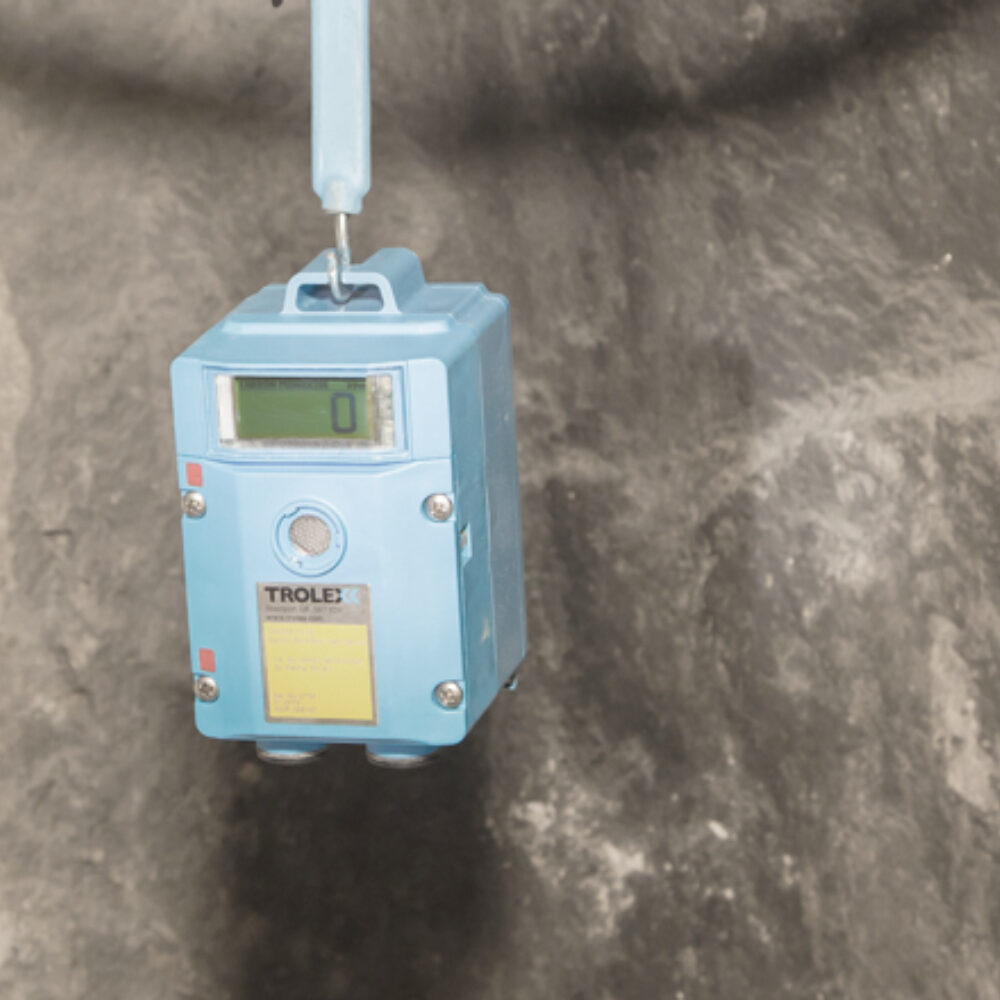 Wireless tunneling communications device