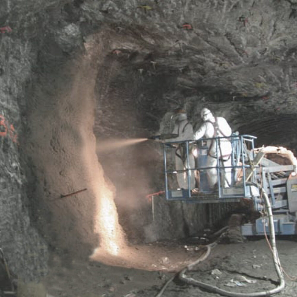 Placing shotcrete in a mining tunnel