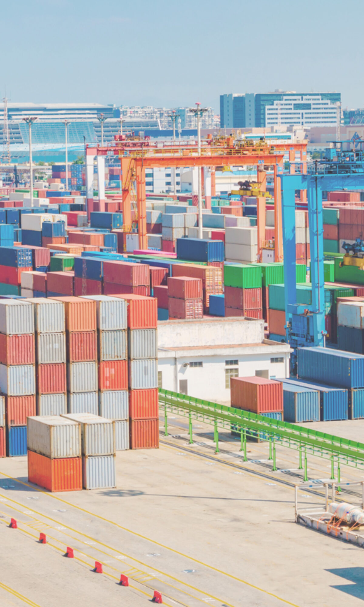proximity detection in seaports